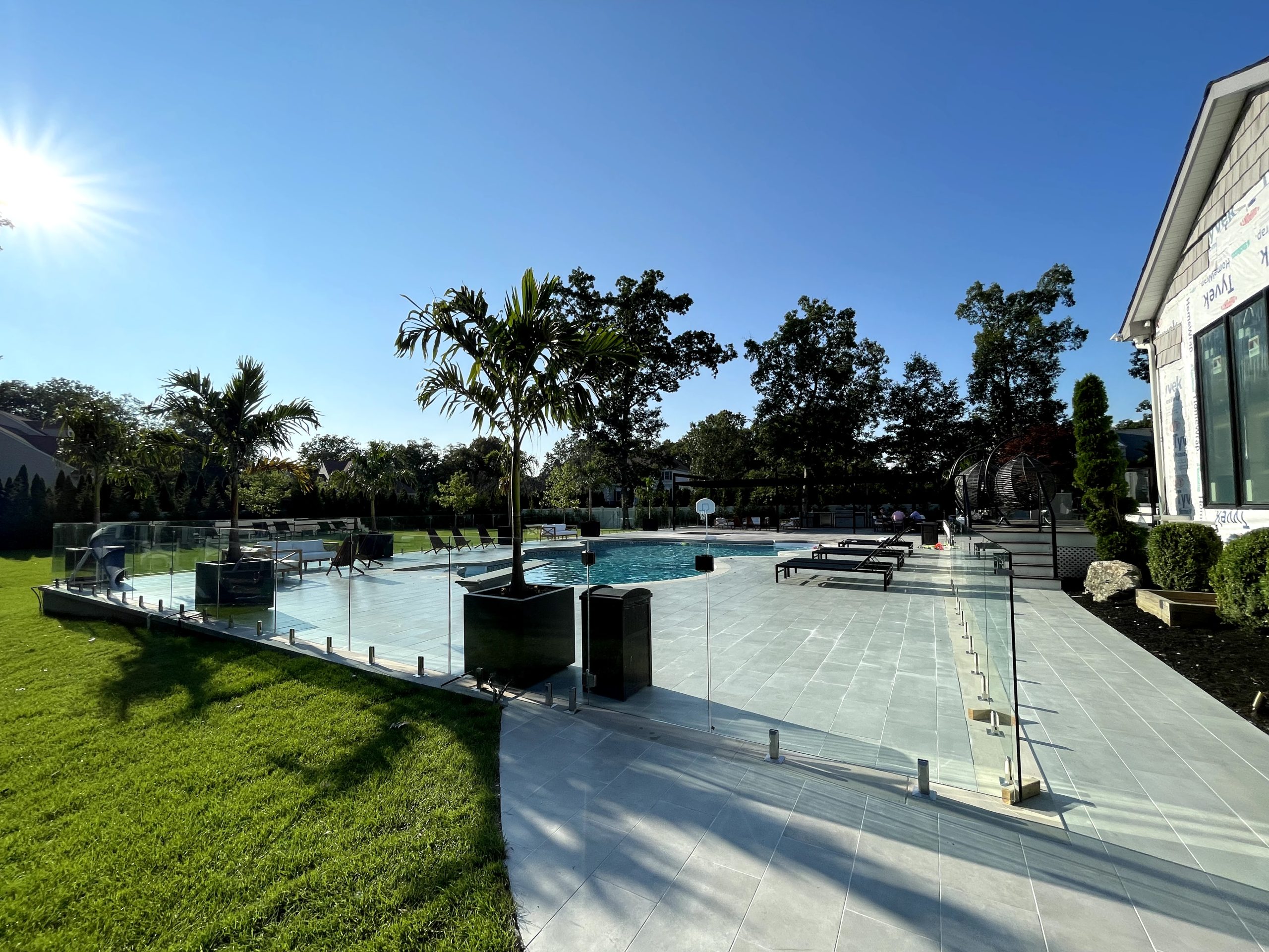 Custom Glass Pool Fence