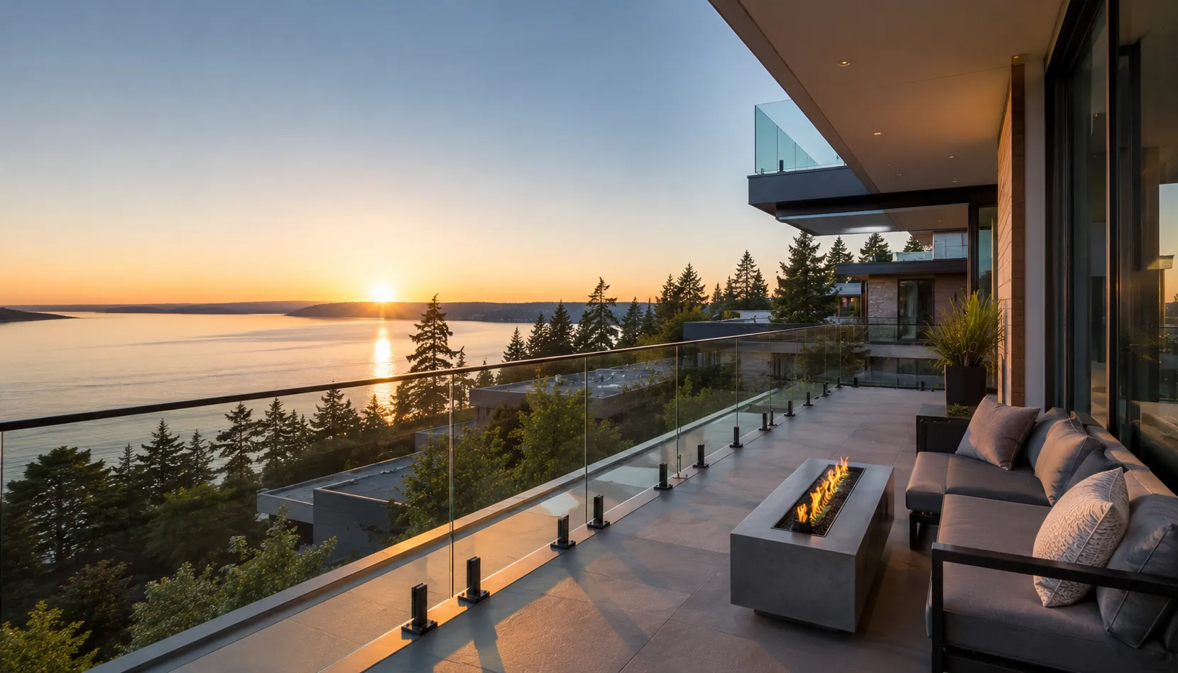 Modern Glass Railing Systems: Why You Shouldn’t Delay Your Safety Upgrade